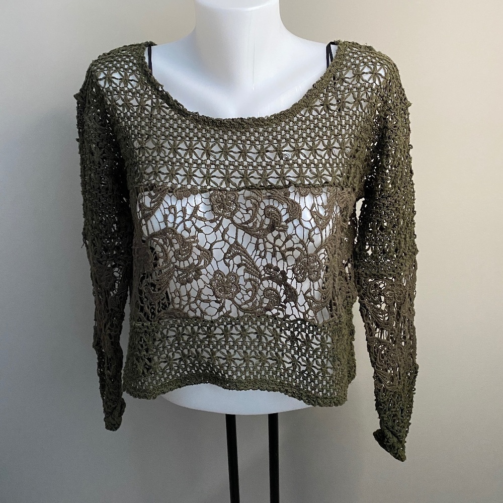 H&M Crochet Lace Olive Green Women's Long‎ Sleeve High/Low Top Size Small
